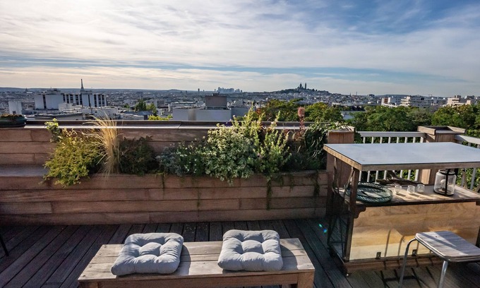 Combat Maison | Beautiful & unique view of Paris from a big terrace, LOFT by the Buttes Chaumont