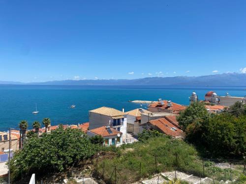 Koroni Maison | Beautiful views, convenient location at Eleni's