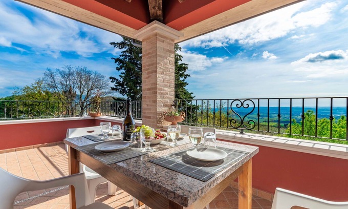 Mombaroccio Maison | Beautiful villa for 5 people with WIFI, TV, terrace, panoramic view and parking