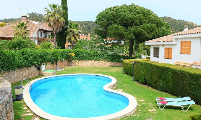 Tossa de Mar Maison | Beautiful villa for 7 people with pool, WIFI, TV, balcony and parking