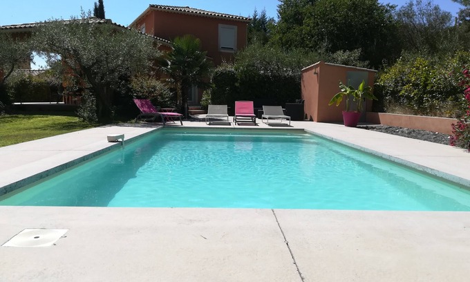 Caveirac Maison | Belle villa pour profiter des joies de l'été dans un environnement calme.