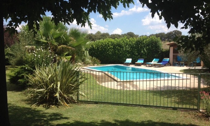 Galargues Maison | Bonito chalet con piscina segura cerca de Sommières