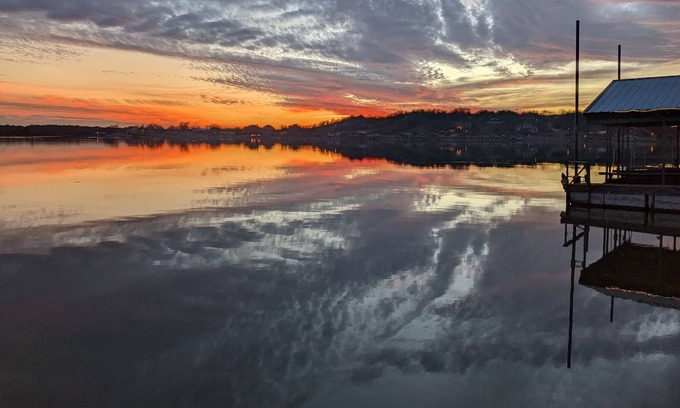 Runaway Bay Maison | BEAUTIFUL WATERFRONT HOME in Runaway Bay