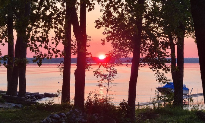 Swanton Cottage | Beautiful waterfront cottage with fantastic sunsets and plenty of room to play!