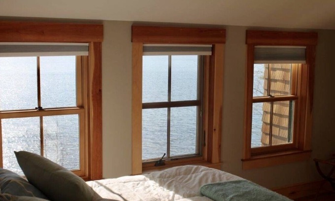 Meredith Maison | Beautiful Winnipesaukee Home
