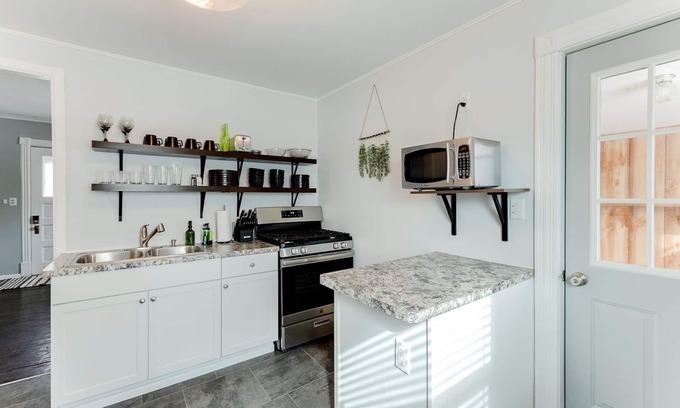 St. Paul Maison | Beautifully Designed & Cozy Home All to Yourself