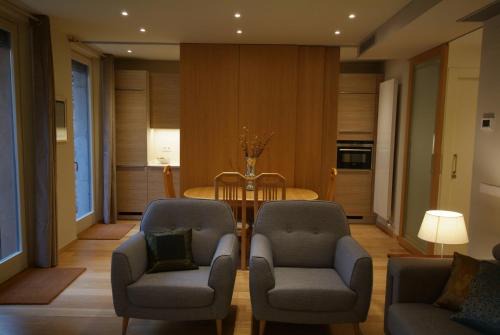 Barri Vell Appartement | Beautifully furnished luxury apartment in Barri Vell, Girona