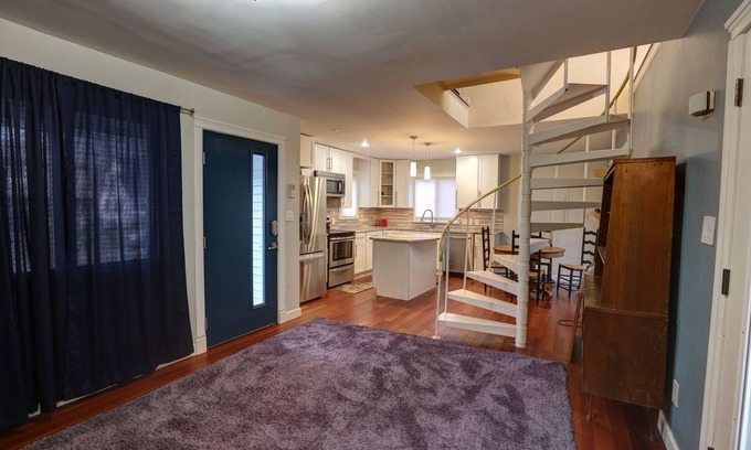 Colesville Maison | A cozy renovated house!