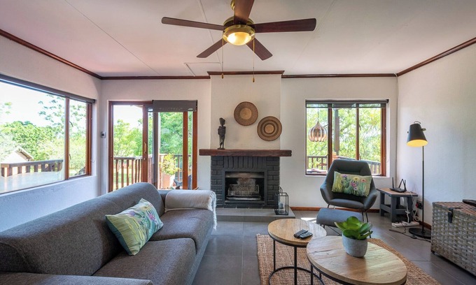 White River Chalet De Ski | Beautifully renovated three bedroom/two bathroom chalet in secure Resort