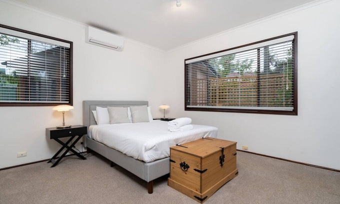 Ainslie Maison | Beautifully renovated Inner North residence