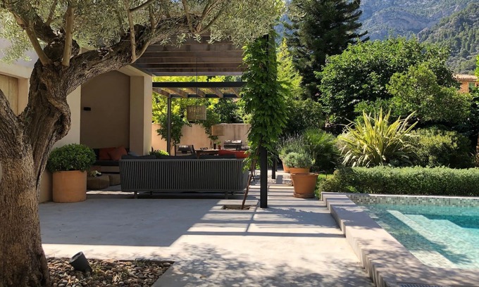 Soller Maison | Maison de ville magnifiquement rénovée avec piscine et jardins