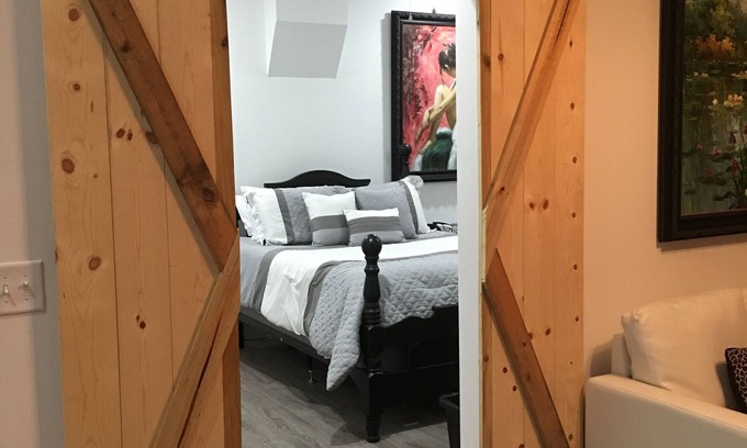 Maysville Maison | Beautifully renovated unit in the downtown Maysville’s entertainment district
