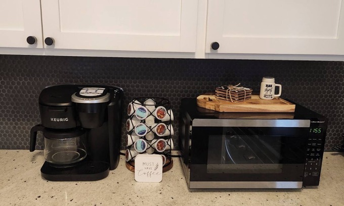 Enid Maison | Beautifully Updated Home With Workspace! K9 Friendly!