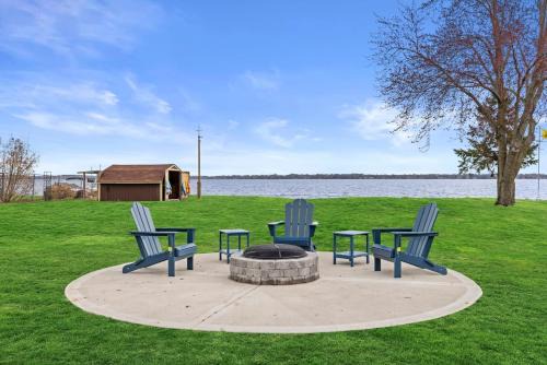 Beaver Dam Maison | Beautifully Updated Lake House