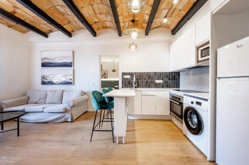 El Baix Guinardo Appartement | BeBarceloner Eixample Apartments - 4 bedrooms