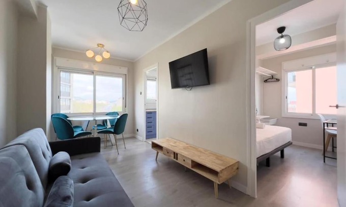 Porta Appartement | BeBarceloner Sant Andreu Apartments - 3 bedrooms