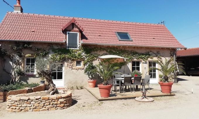L'Hopital-le-Mercier Maison | Chambre d'hôtes Domaine de la Guinchère