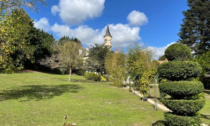 Dange-Saint-Romain Lit Et Petit-Déjeuner | chambre d'hôtes dans cadre exceptionnel