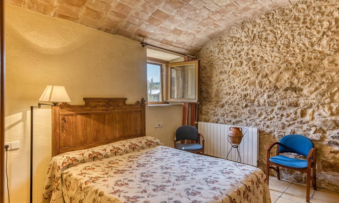 Serra de Daro Lit Et Petit-Déjeuner | Bed and Breakfast 'Estrella' with Shared Pool, Shared Terrace and Shared Garden