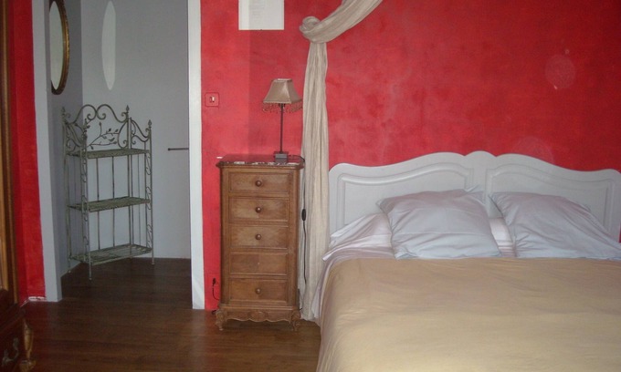 Breuil-Barret Maison | 1 chambre d hôte 4 personnes entre Puy du Fou et Marais Poitevin.