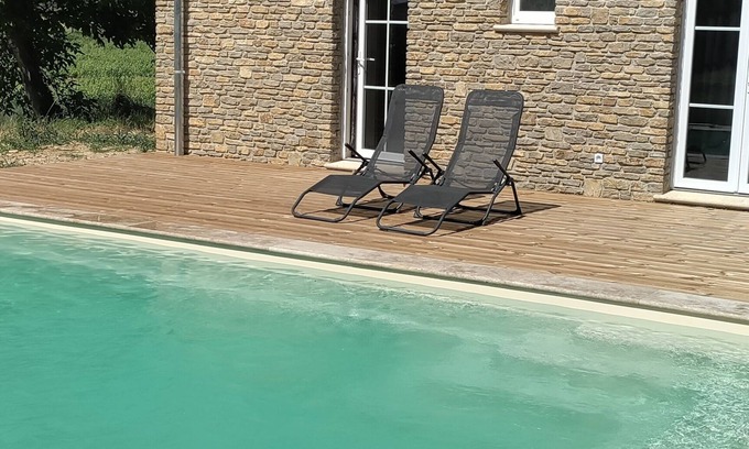 Faucon Lit Et Petit-Déjeuner | Bed and breakfast with view of the vineyards. New!