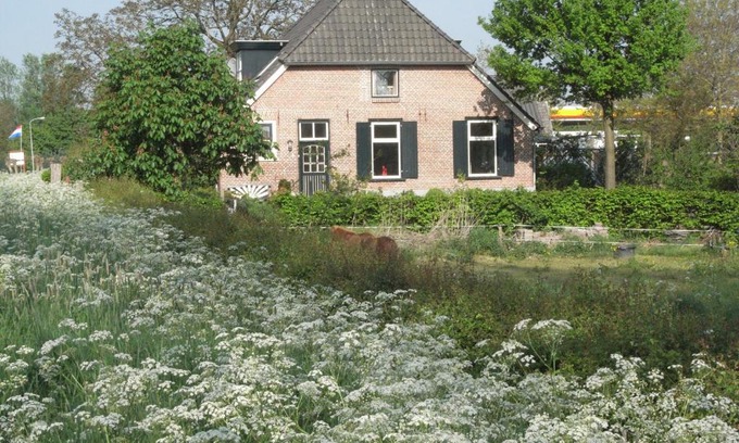 Weurt Lit Et Petit-Déjeuner | Bed and Garden Alde Coninckshof