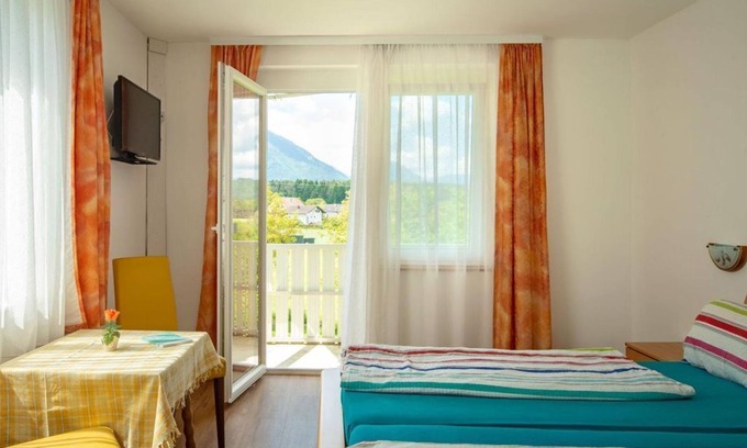 Sankt Primus Lit Et Petit-Déjeuner | Bed and Breakfast Eckwirt - Doppelzimmer, Dusche Oder Bad, WC, Balkon