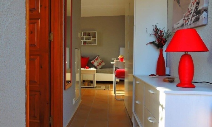 Calonge Appartement | STUDIO NOUVEAU AVEC VUES À LE PARC NATUREL LES GAVARRES