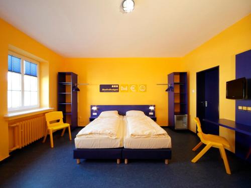 Wuelfel Auberge | Bed’nBudget Expo-Hostel Dorms