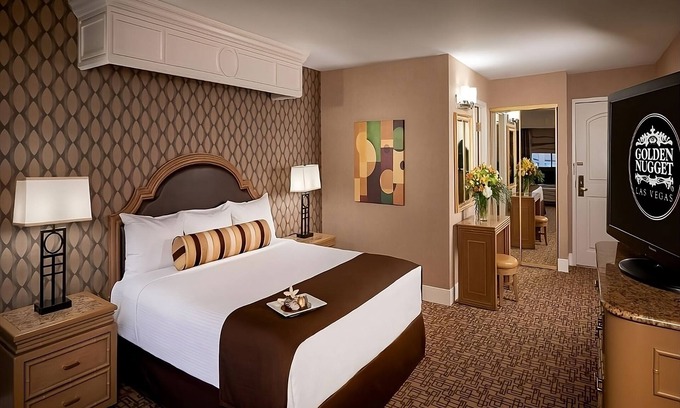 Downtown Las Vegas Maison | Bed Type Assigned at Check-in at Golden Nugget Las Vegas