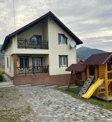 Bukovel Appartement | BEE HOUSE Поляниця Апартаменти