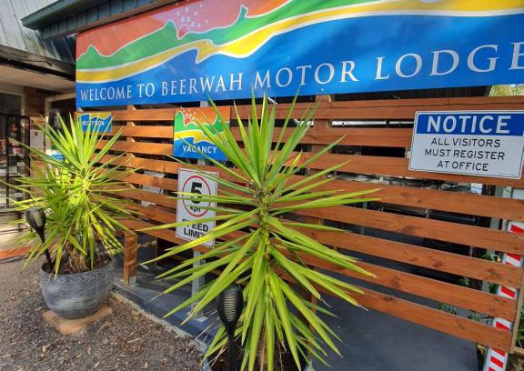 Landsborough Hôtel | Beerwah Motor Lodge
