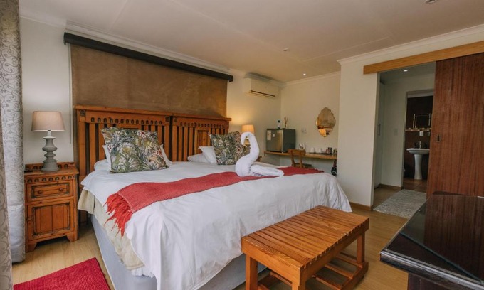 Nelspruit Maison | Beetleloop Guest House