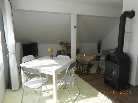 Enying Appartement | Bei Hanna