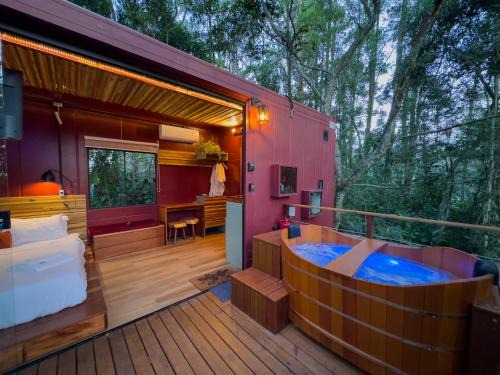 Nova Nazare Cabine | Beija-flor - Deck Tiny House