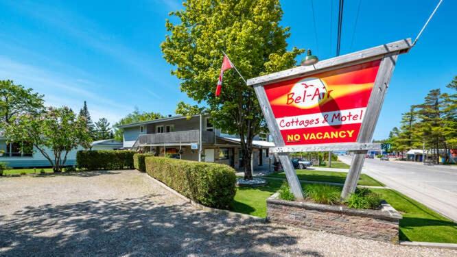 Sauble Beach Hôtel | Bel Air Cottages and Motel