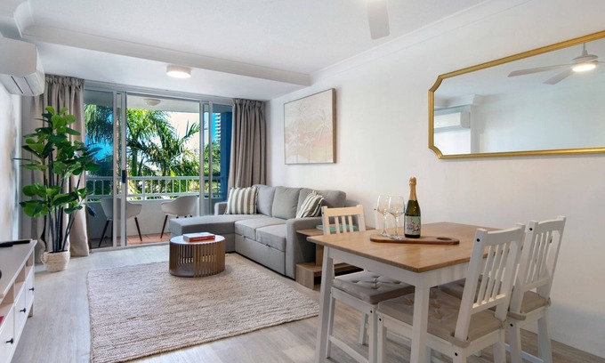 Mermaid Beach Appartement | Bel Air Modern 1 Bedroom Apartment