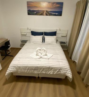 Belhez Appartement | Bel appart calme climatisé parking privé sur demande D011