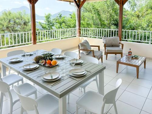 Le Diamant Appartement | Bel appartement duplex T4 Laboté, vue mer, a 600m de la plage de Diamant
