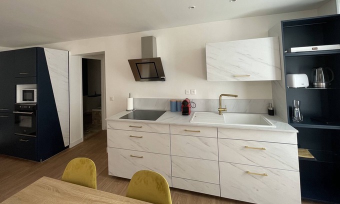 Cadereau Appartement | Bel Appartement T2 Rénové Centre-ville