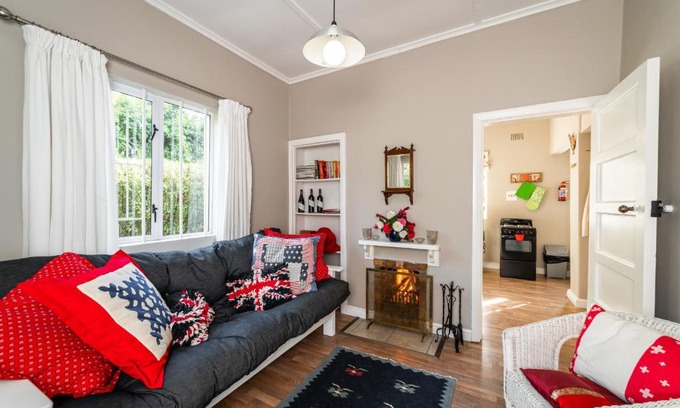 Grabouw Maison | Belfield Wines and Farm Cottages