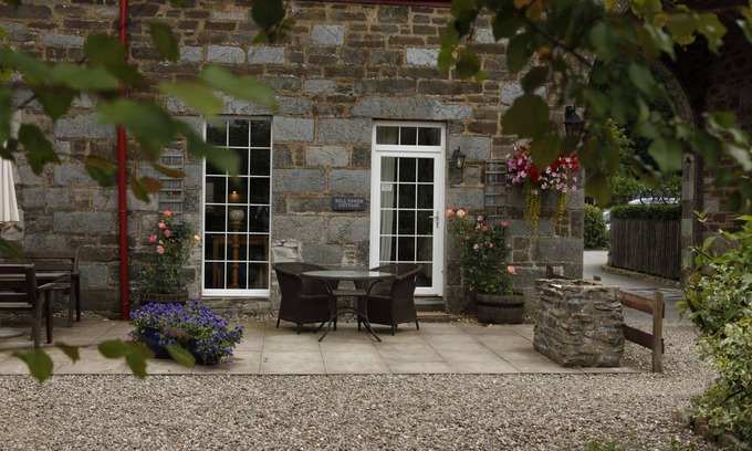 Kenmore Cottage | Mains of Taymouth, KENMORE ~ 5 * Bell Tower - peut accueillir 2 personnes dans 1 chambre, sauna privé