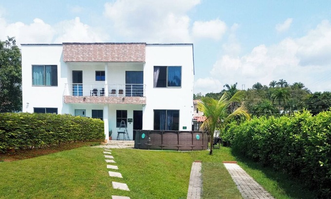 Flandes Maison | Bella Casa Para Descanso en Condominio - Melgar