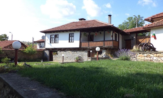 Hlevene Maison | Bella House