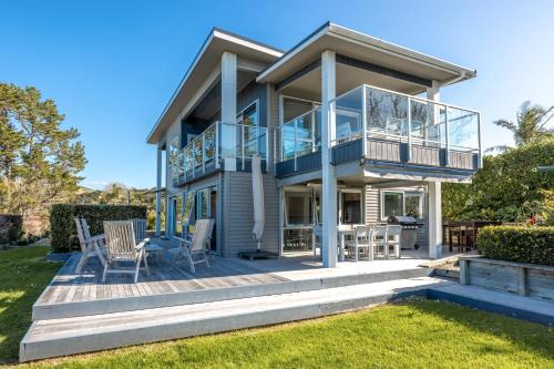 Oneroa Maison | Bella Seven- Stay Waiheke