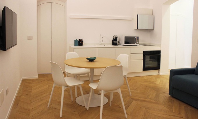 Molfetta Appartement | Bellapulia Apartments QUERCIA Apartment in Molfetta downtown, elegant