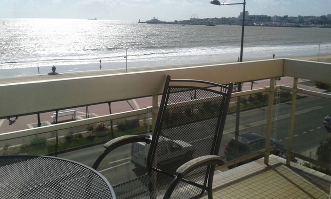 Royan Appartement | Villa Belle Epoque face à la mer