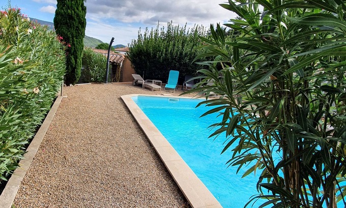Le Bousquet-d'Orb Villa | Belle et Grande Villa Avec Piscine Entre Avène et Lamalou-les-bains