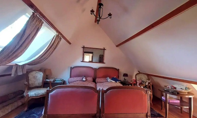 Peaule Maison | Belle et très confortable maison en pierres 15 minutes des plages
