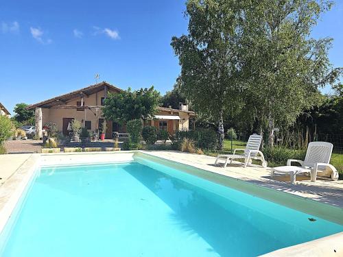 Mas-Grenier Maison | Belle maison Mas Grenier - 14 personnes - 11 lits - Piscine privée - Grand jardin - Jeux enfants - Parking gratuit sur place